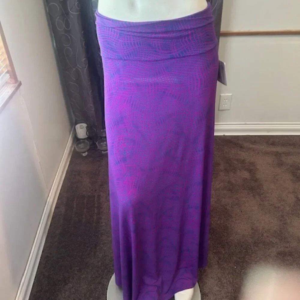 LuLaRoe Azure Plum/Purple/Blue high waist maxi skirt, size XL